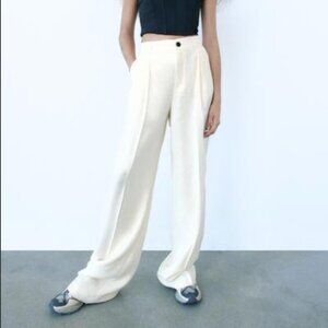 Zara Off-White Pleated Pants